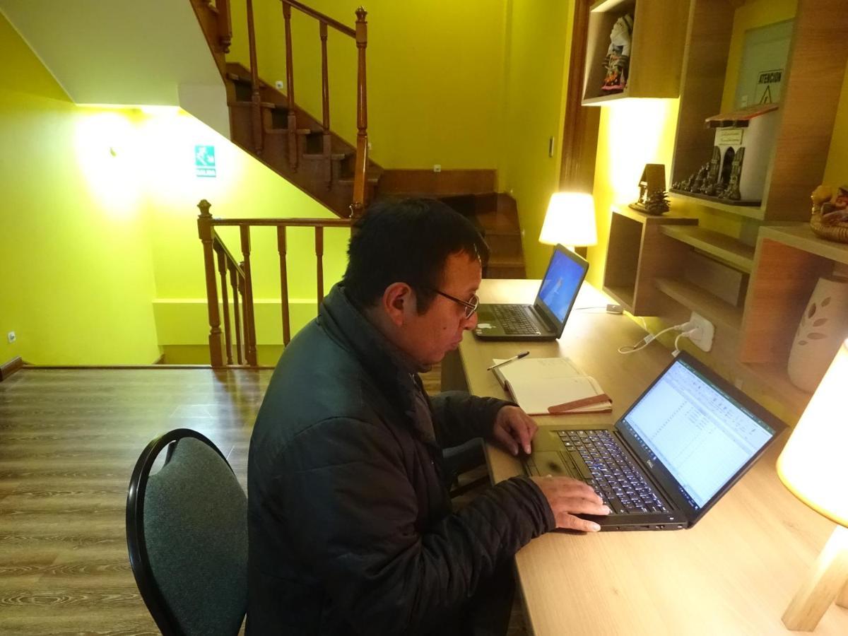 Hotel Don Bartolo Espinar Kültér fotó