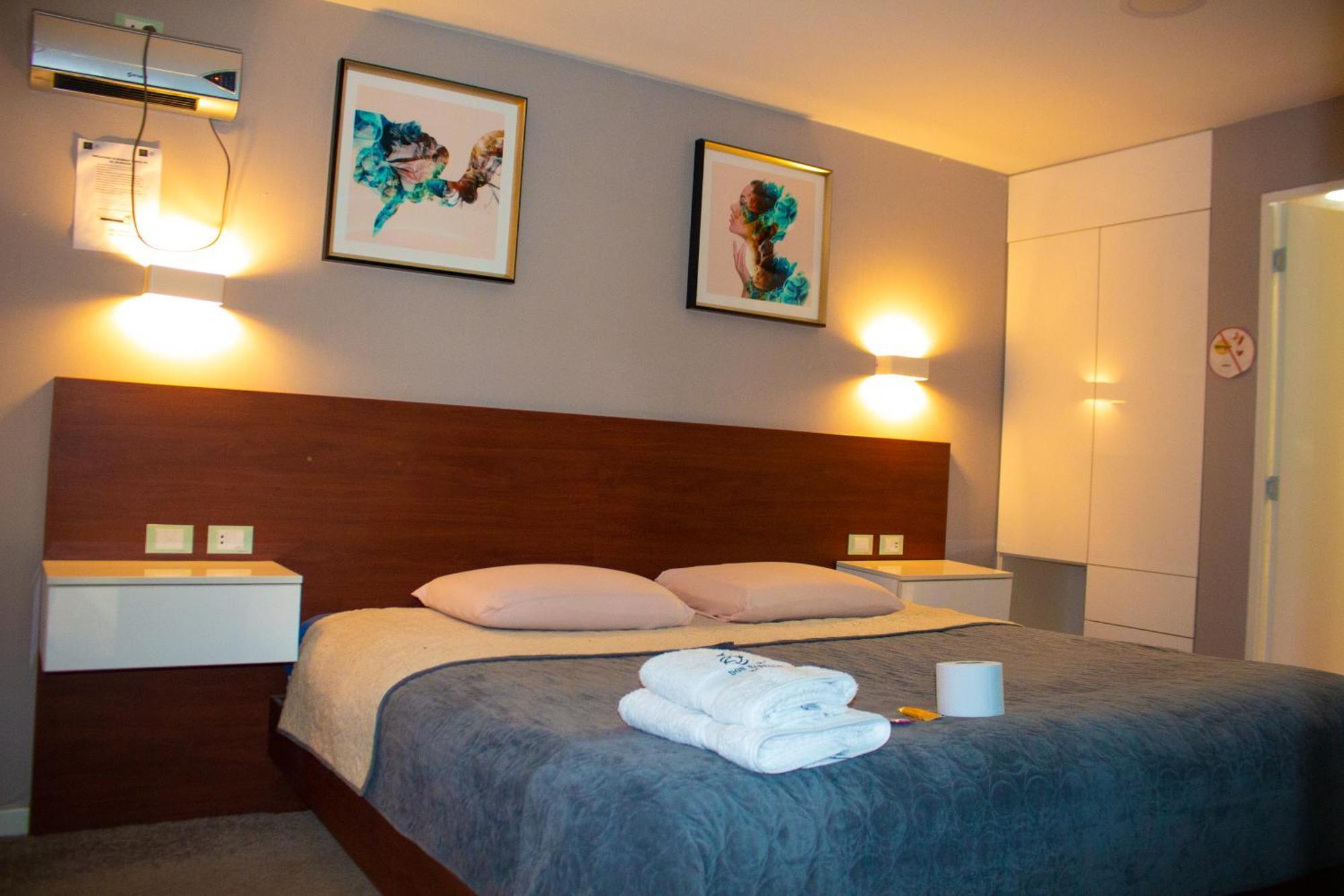 Hotel Don Bartolo Espinar Kültér fotó